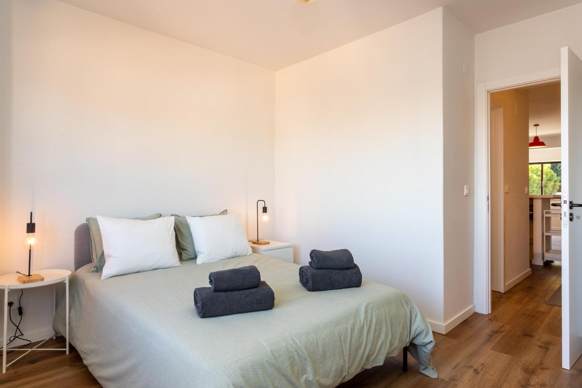 Apartment River Breeze In Velha Almada